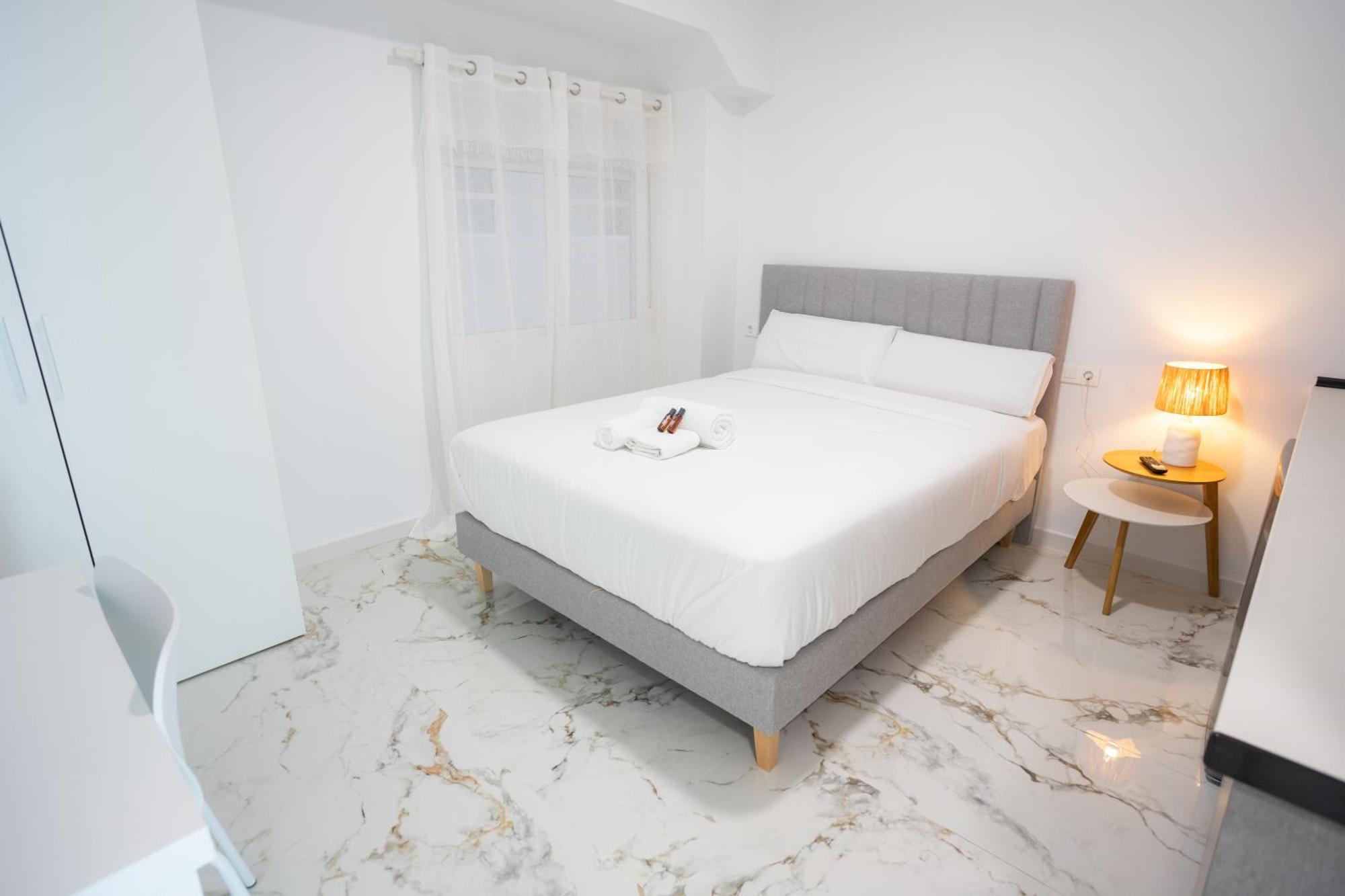 L&G Apartments Bahia Suite Alicante Exteriér fotografie