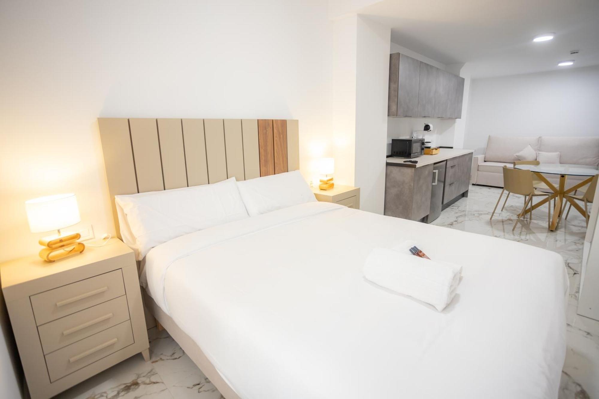 L&G Apartments Bahia Suite Alicante Exteriér fotografie