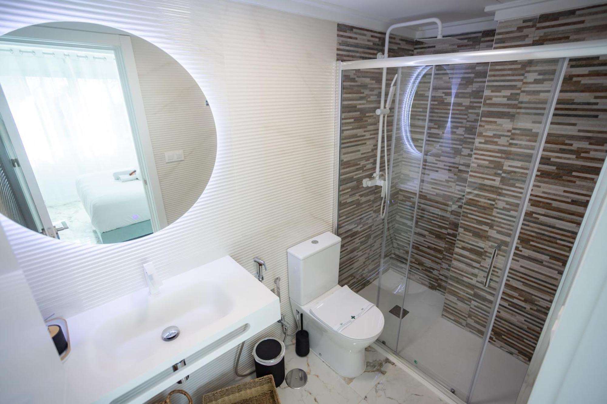 L&G Apartments Bahia Suite Alicante Exteriér fotografie